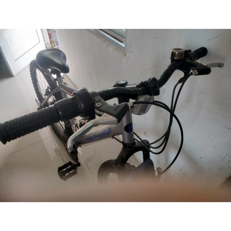 sepeda gunung fingard Ace hardware ukuran 26