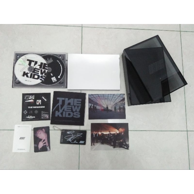 Album iKON New Kids Repackage Black