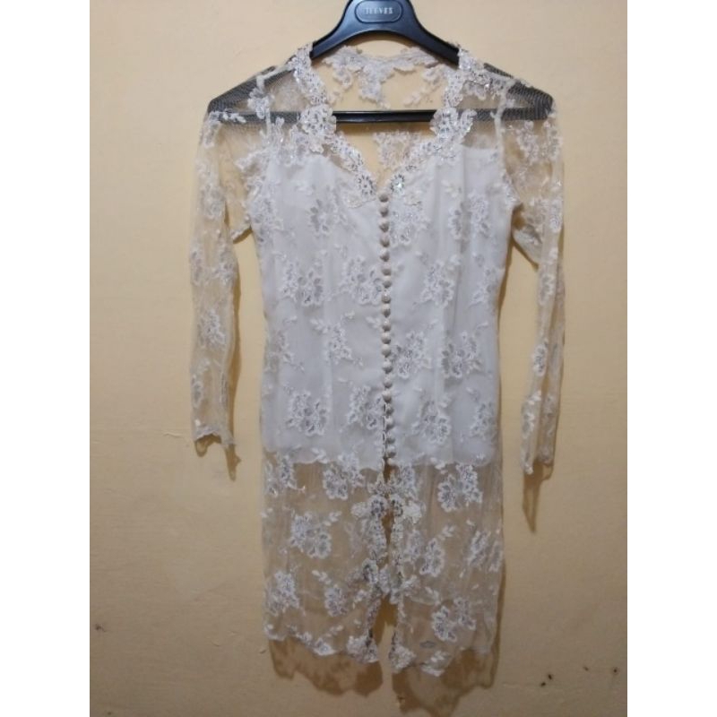 Kebaya putih preloved