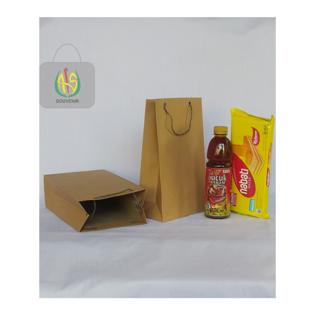 

Tas Souvenir Wafer / Cokelat Polos / Ukuran 15x8x25 cm Isi 1 Pcs