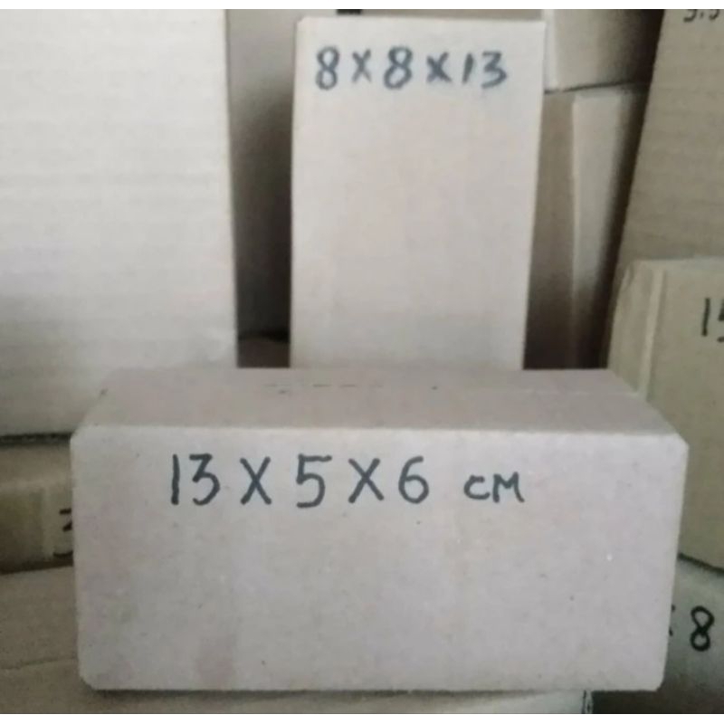 

kardus packing ukuran PxLxT 13x5x6cm