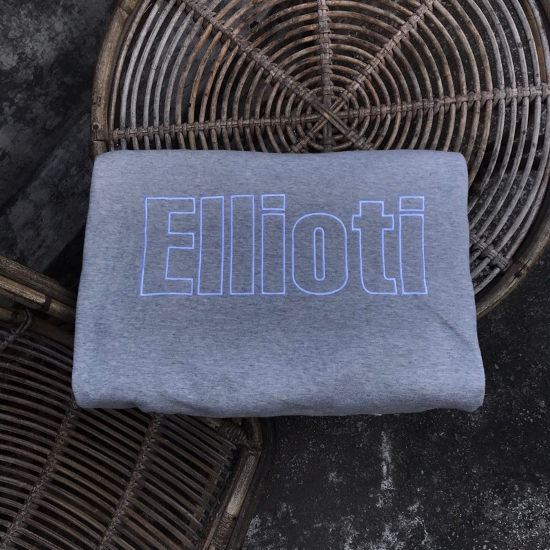 ellioti hoodie