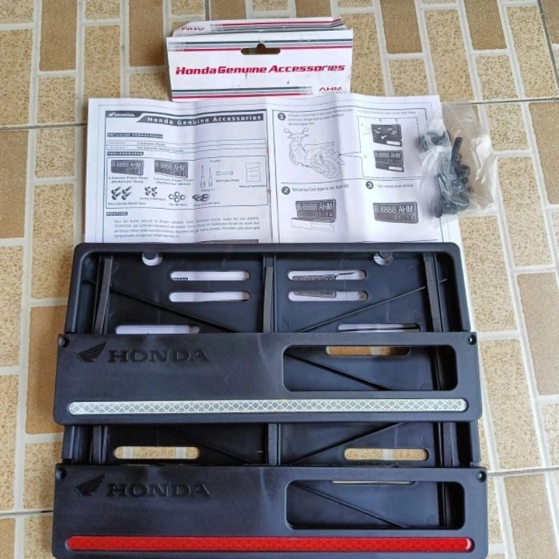 Cover plat tempat dudukan plat motor tatakan plat motor nomor Honda ORI honda