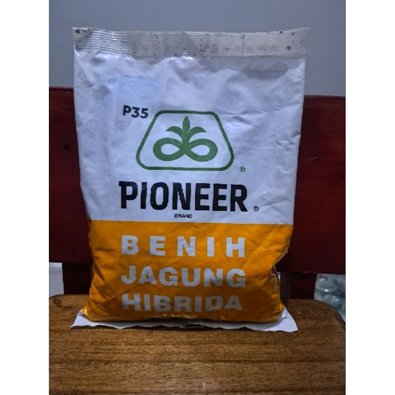 BENIH JAGUNG HIBRIDA PIONEER P35 1 KG