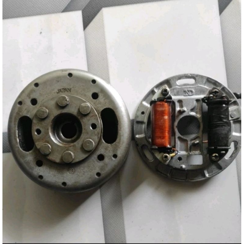 Spul Magnet Suzuki RC100 RC80 Crystal Tornado