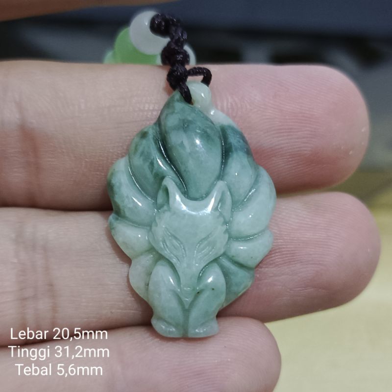 Giok Rubah Ekor 9 Jade Asli Sertifikat Type A