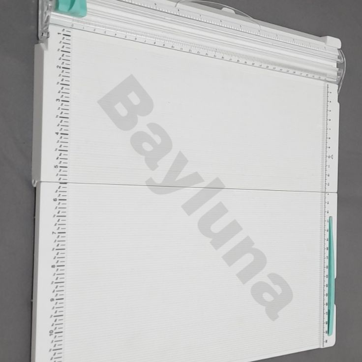 

Pusat Garansi Paper Trimmer A4 dan Scoring Board 2in1 Foldable Size 35x35cm Pemotong Pelipat Kertas Creaser Creasing Tool