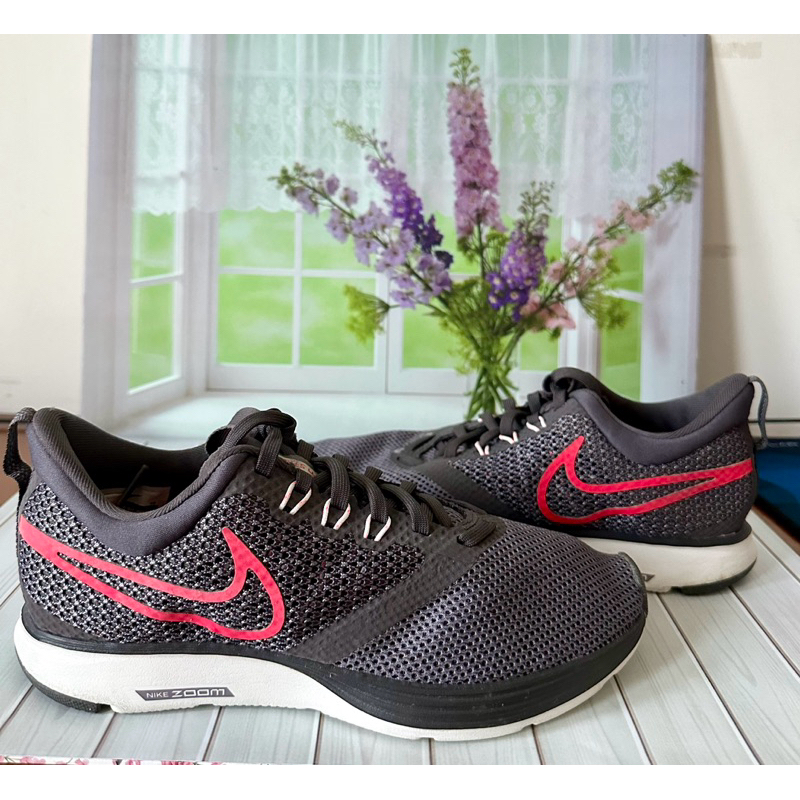 Sepatu Nike Zoom Original, Size 37,5