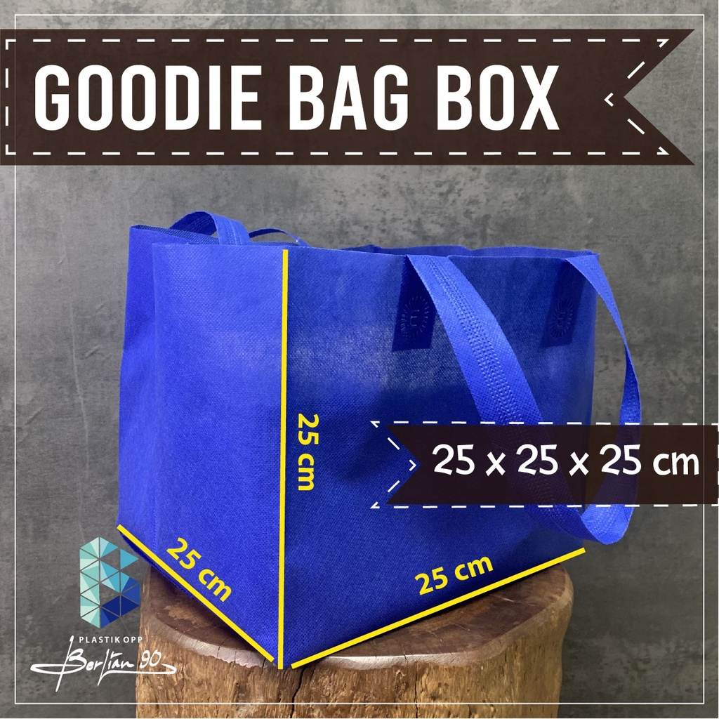 

Goodie Bag Box Tas Spunbond Handle Kotak Dus Box Nasi 25x25x25 cm