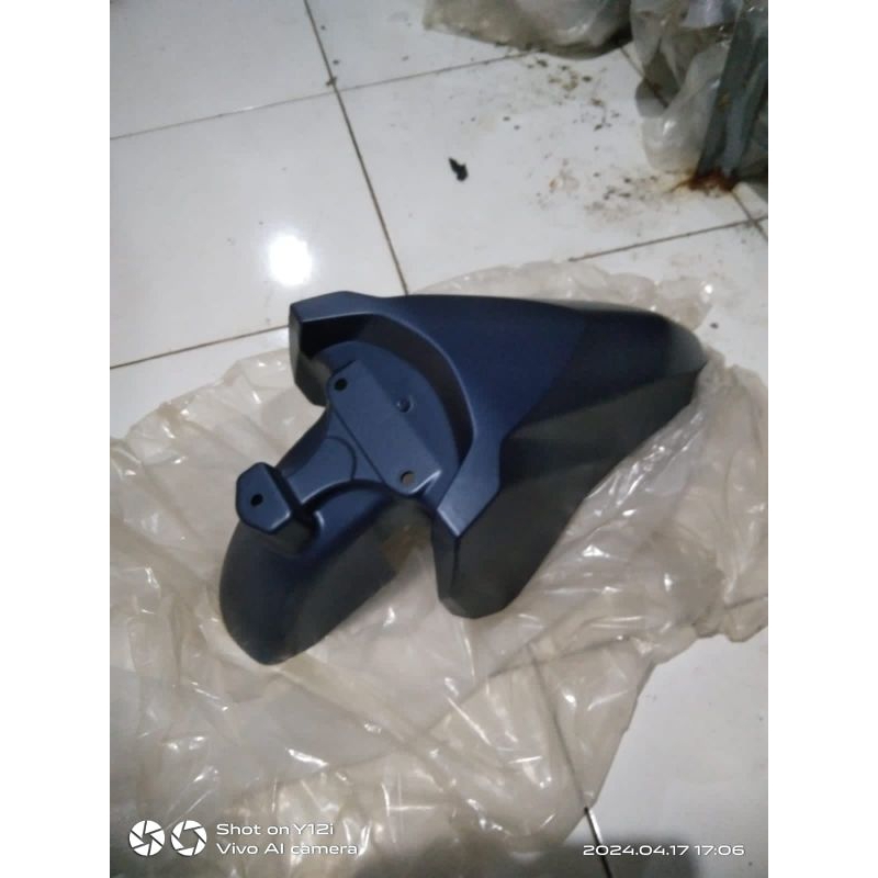 spakbor depan Vario 150 led 2015 2017 biru doff