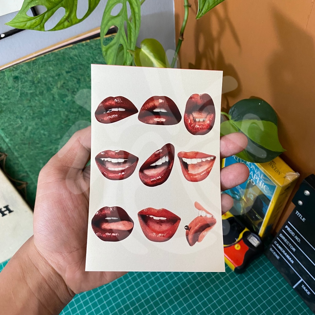 

stiker lips / stiker poster / sticker aesthetic / sticker tumblr / stiker premium / stiker hp / stiker laptop / stiker helm / stiker tahan air