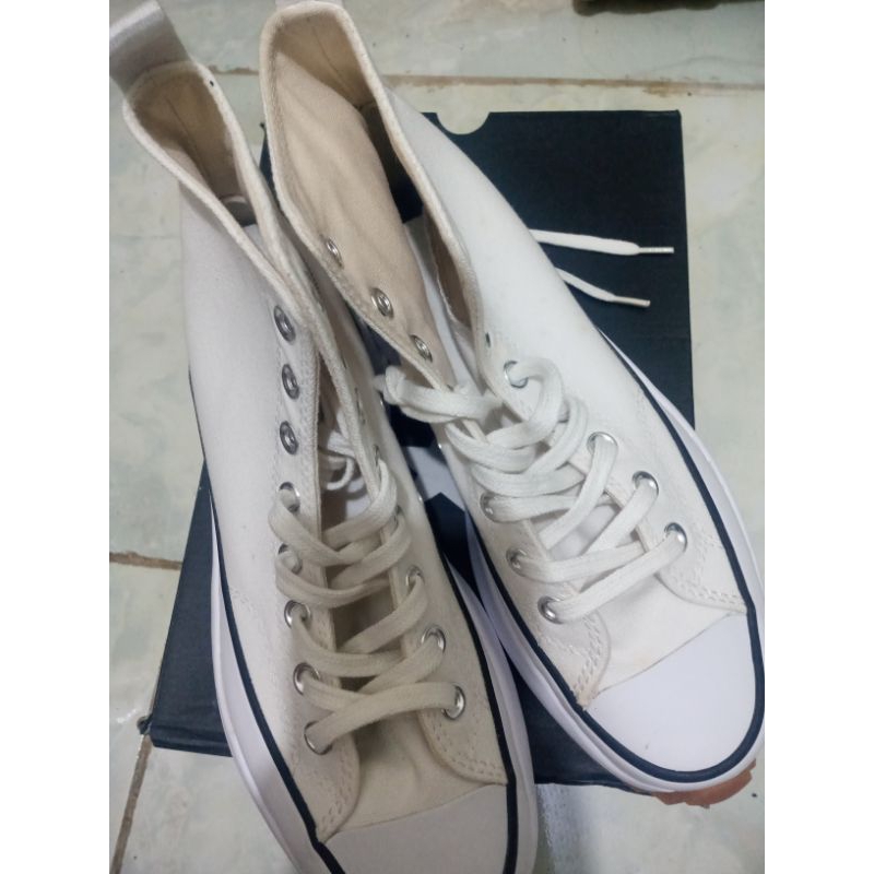 Converse run hike star white