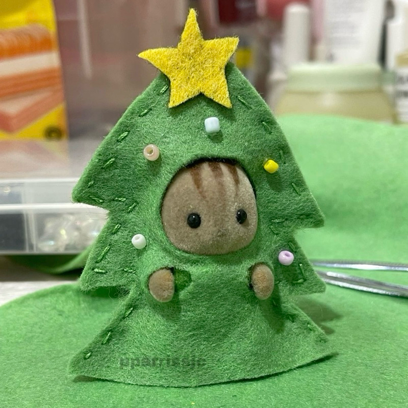 SYLVANIAN FAMILIES baju sylvanian families christmas tree stroberi ghost pisang pochacco (tolong bac