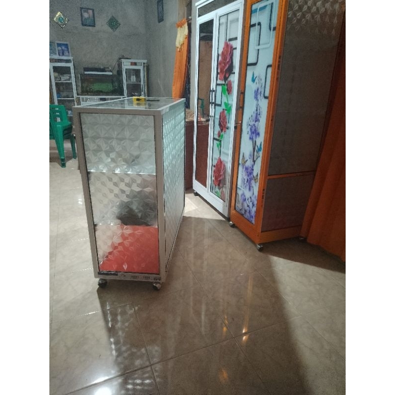 lemari alumunium pintu 1