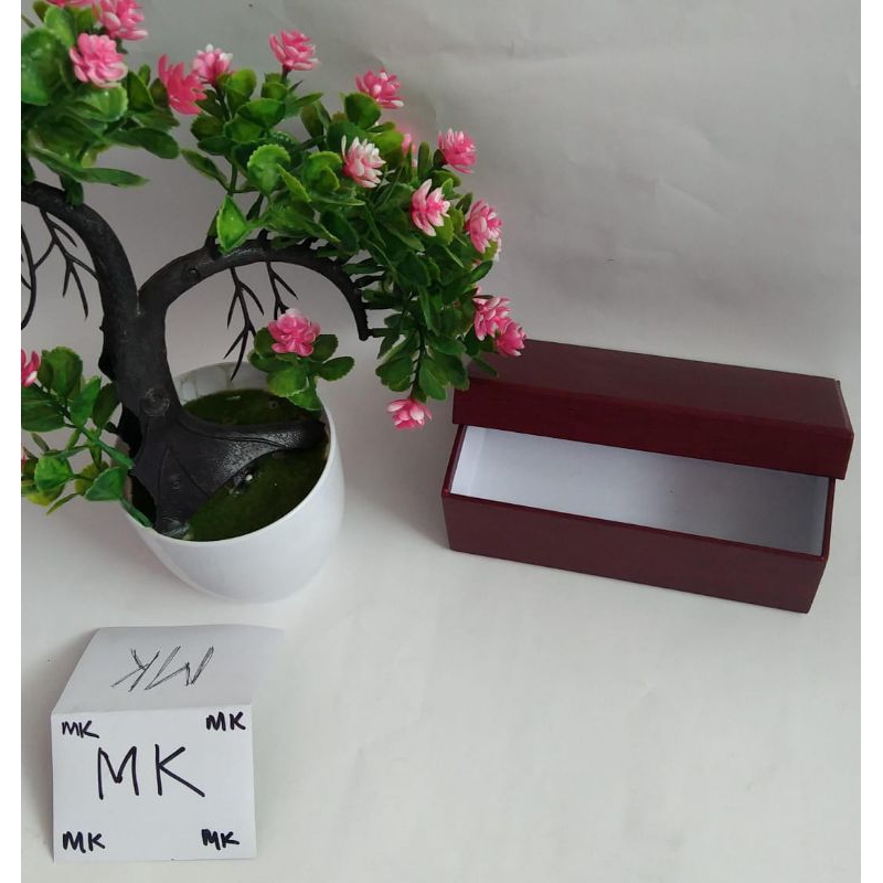 

HARDBOX PREMIUM/ BOX KADO/ KOTAK LEPAS/ KOTAK KADO/ 16X7X5CM/KOTAK PERHIASAN/ KOTAK KARTON