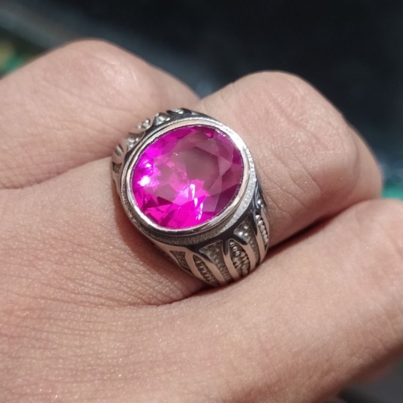 cincin batu merah siem bangkok natural