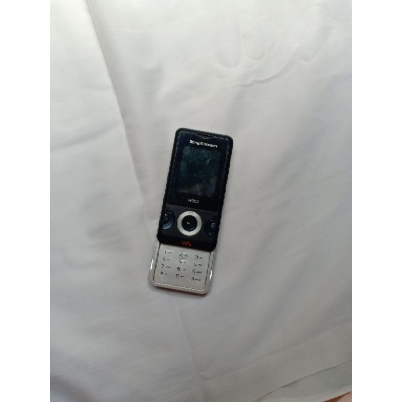 hp Sony Ericsson W205 hp jadul atau kenangan