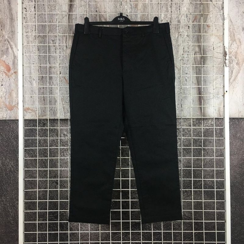 Celana Panjang Pria Chino Slimfit Branded Original UNIQLO Chinos Pants Size 35 . SDA 05200 Second Be