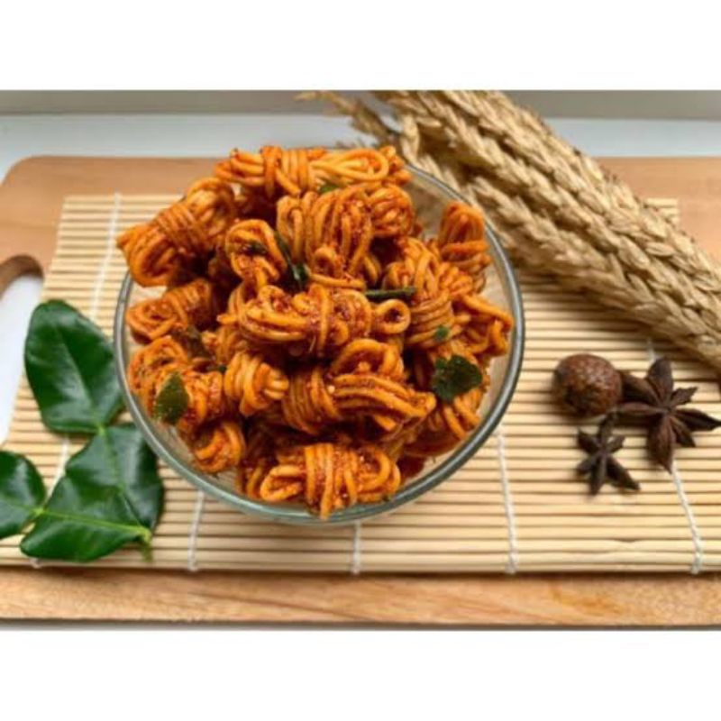 

mie gulung pedas daun jeruk 250gr renyah cemilan terbaru viral