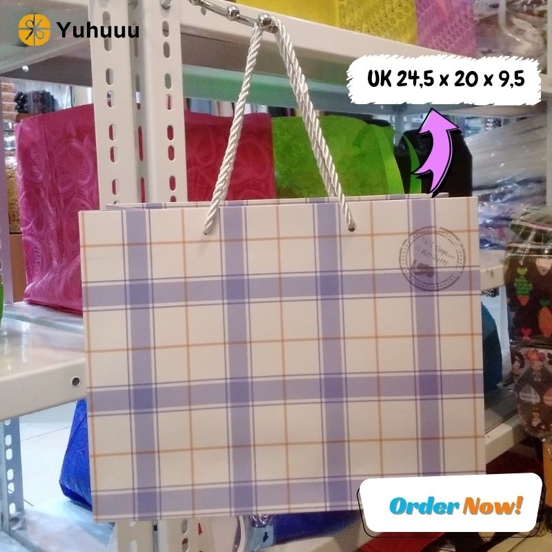 

Paper Bag Horizontal Tas Kado Karton Premium Motif