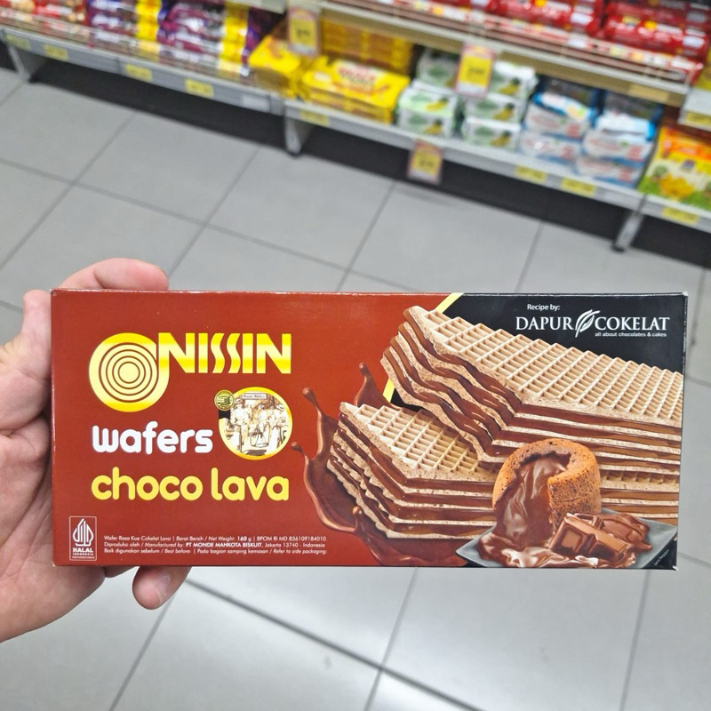 

Nissin Wafers Choco Lava 160gr box