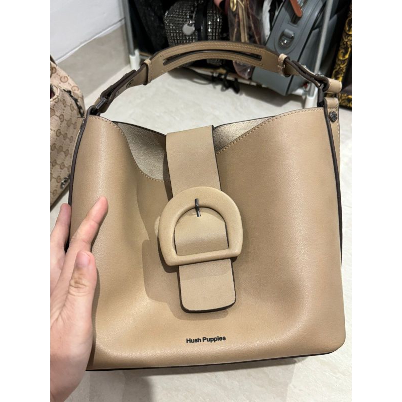 TAS HUSH PUPPIES ORIGINAL COUNTER