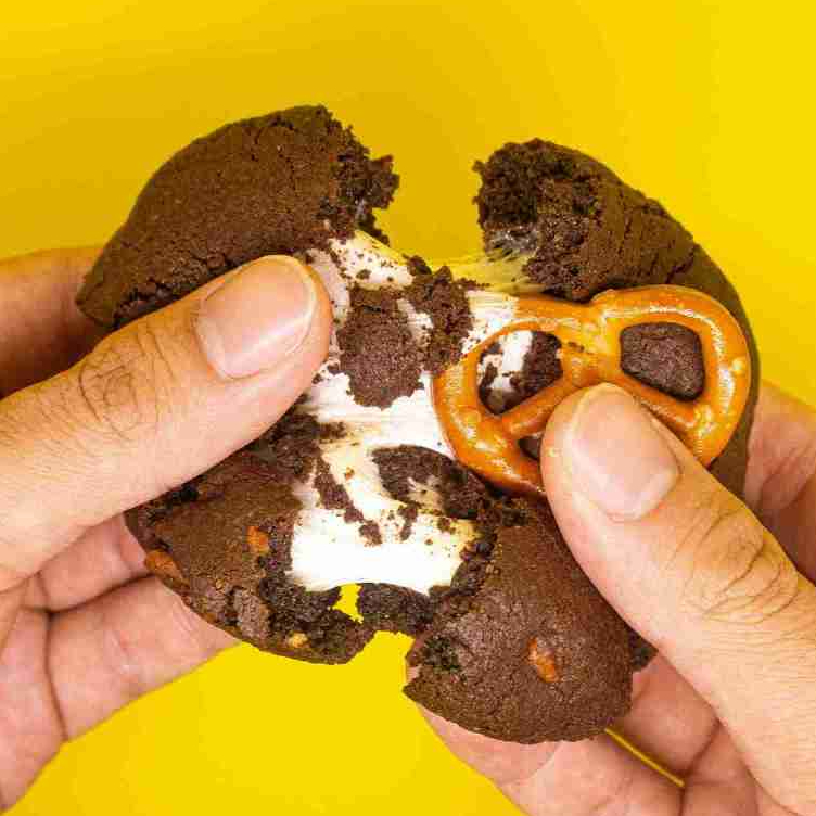 

Chocolate Smores Cookie | Soft Cookies | Kue Hampers