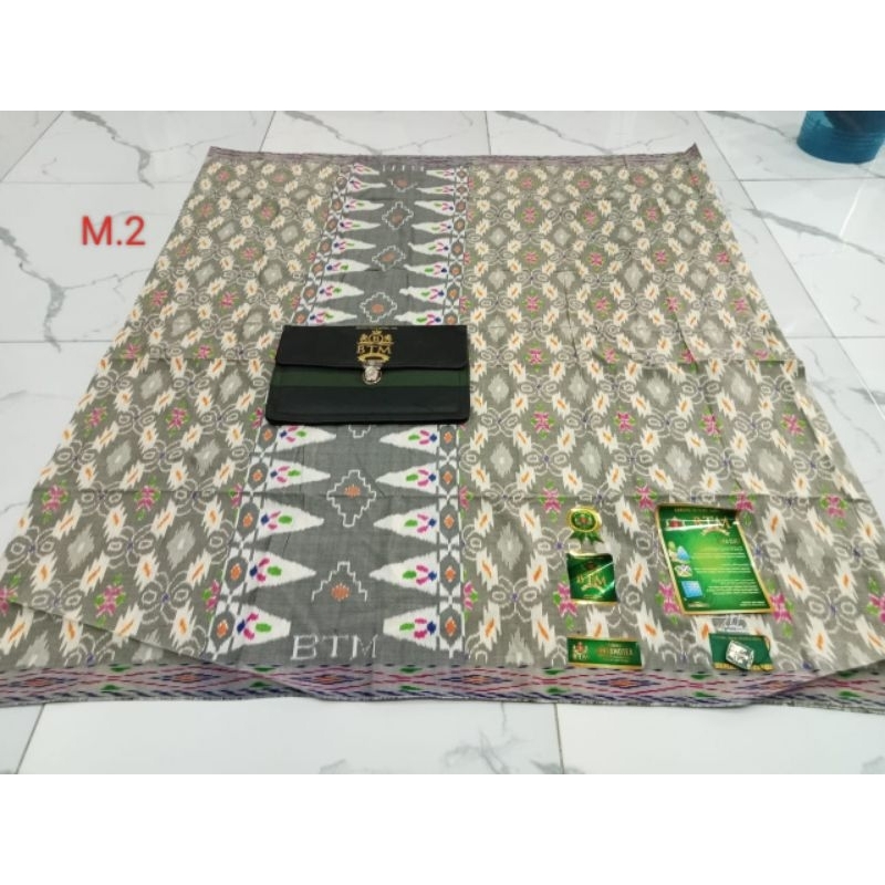 SARUNG BTM MOTIF KAWUNG FULL SUTRA ORIGINAL