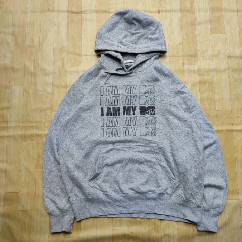 HOODIE UNIQLO GU X MTV SCND ORIGINAL