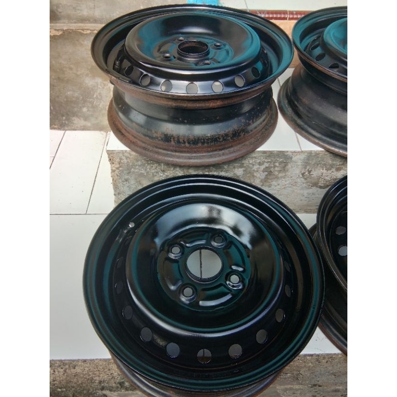 velg second kaleng avanza pcd 4x114 R14 termurah