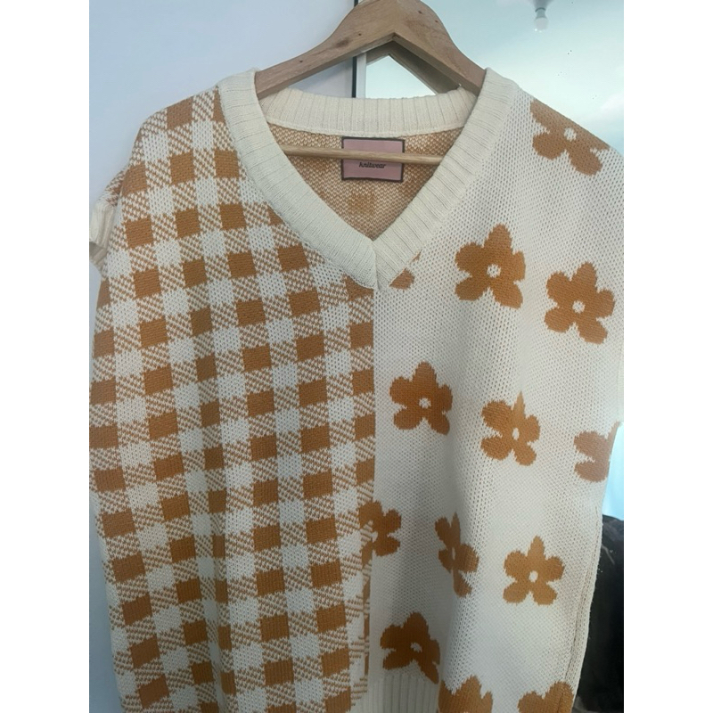Haidee Orlin Flowery Day Vest PL