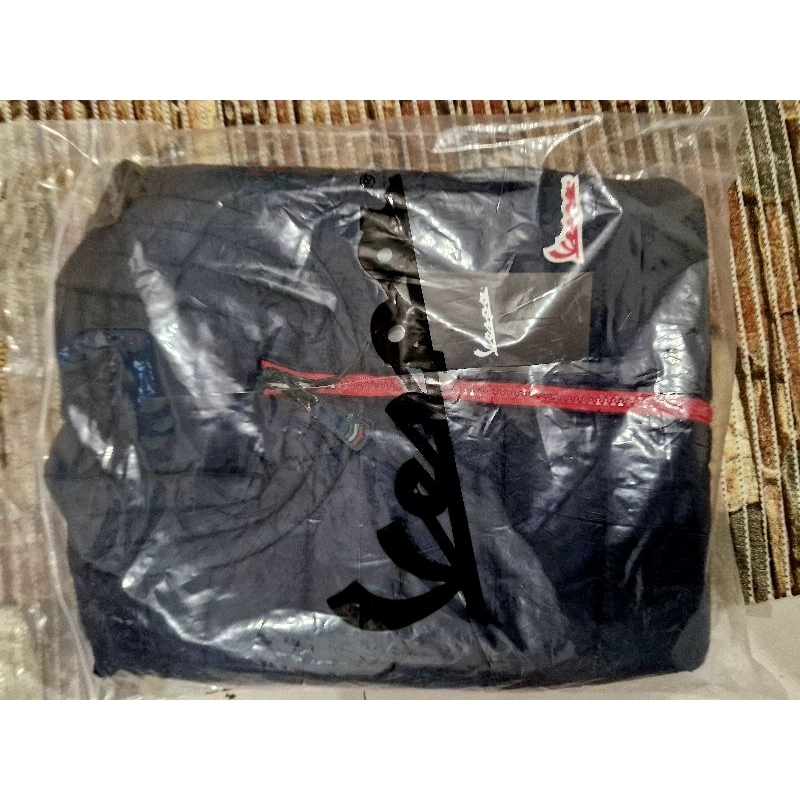 Vest Jaket Vespa Piagio Original Reverse BNIB WITH TAG