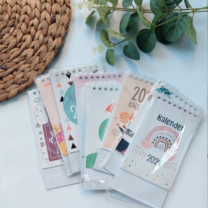 

KALENDER Meja mini, Kalender Aesthetic, Kalender 2024