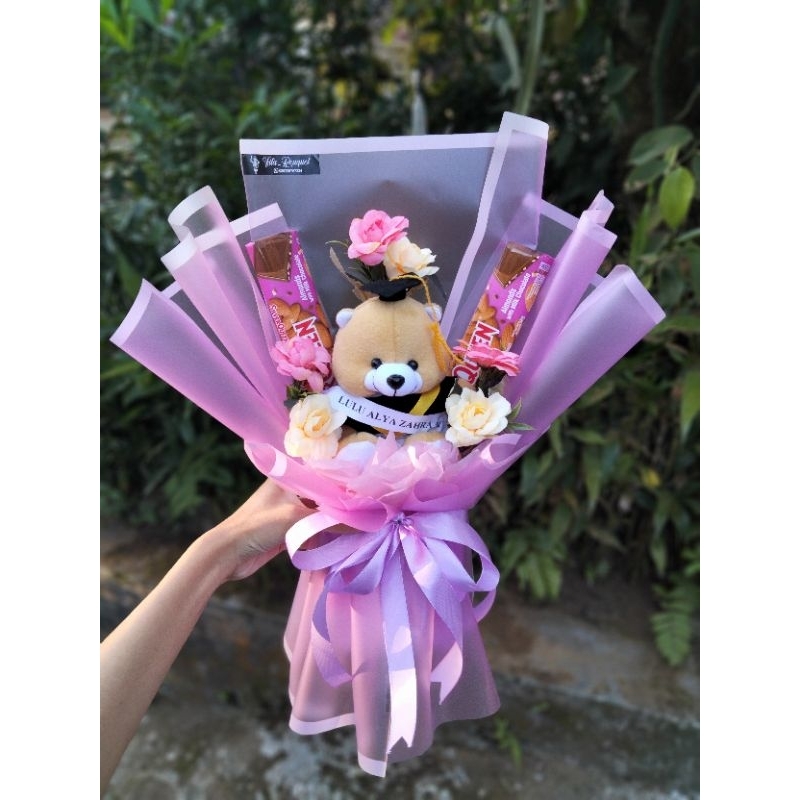 

Buket Wisuda Coklat Silverqueen