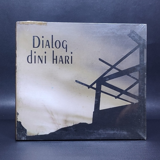 CD DIALOG DINI HARI - BERANDA TAMAN HATI ( CD ORIGINAL )