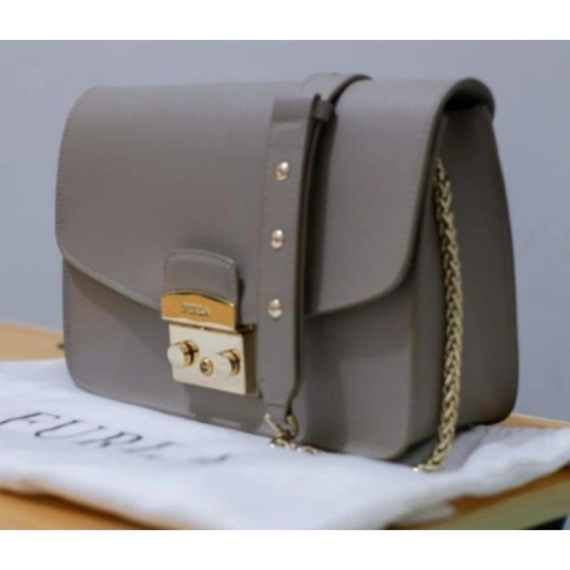 Preloved Furla Shoulder bag