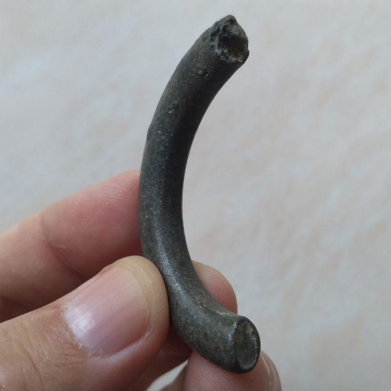 Media Barter Kuno Fragmen Gelang Timah Kuno Temuan Bengawan Solo - YN1454