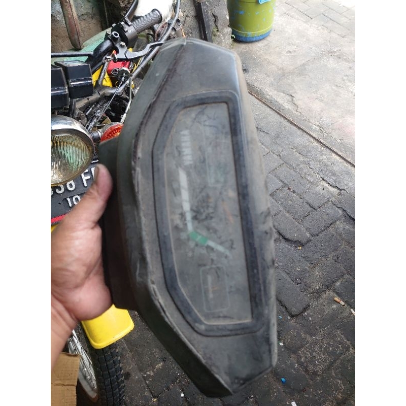 batok atas plus speedometer Yamaha v80 superdeluxe original second