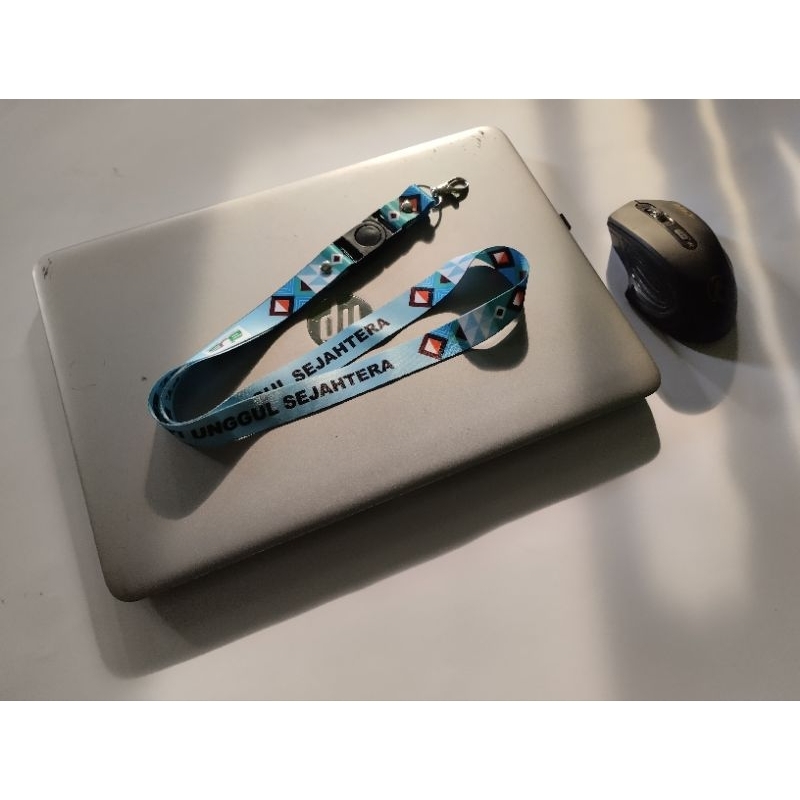 

Lanyard dan ID Card custom