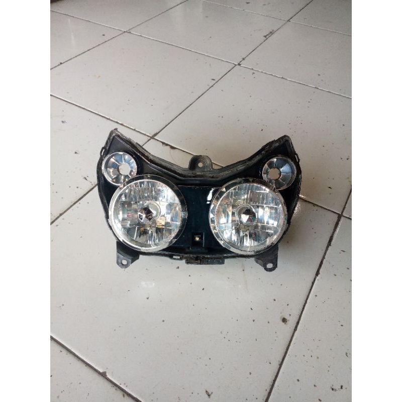 reflektor lampu tanpa kaca mika CBR 150 old bekas original