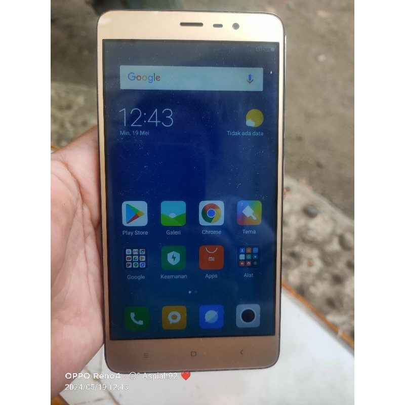 Jual handphone Xiaomi Redmi note 3,, Barang ori bekas tpi mulus