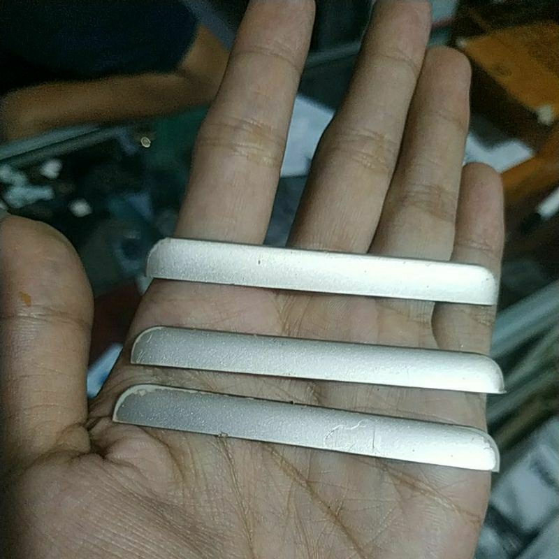 penutup BEKAS OPPO F1F