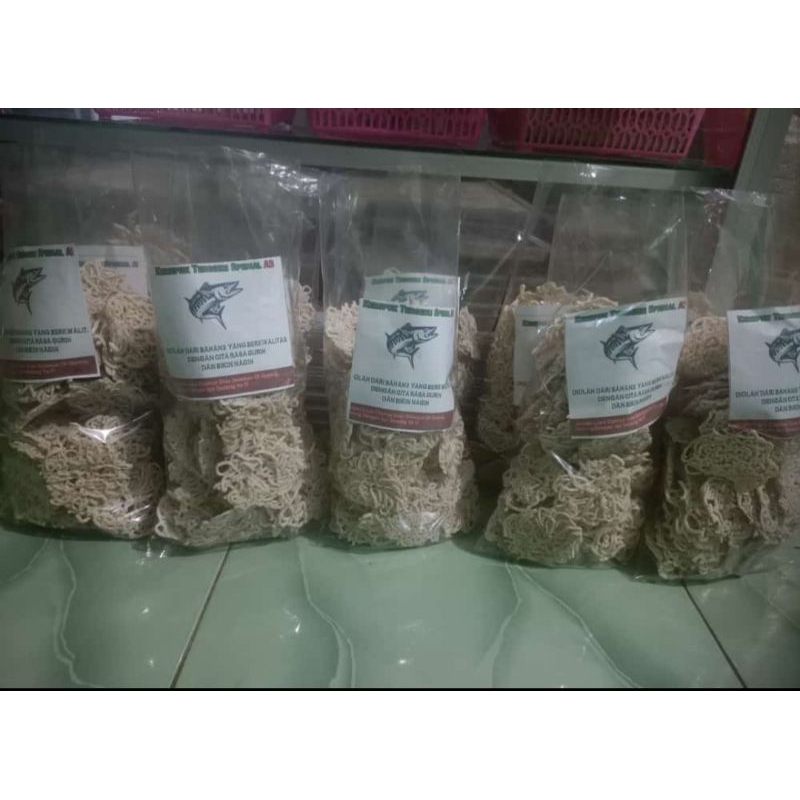 

kerupuk ikan tengiri asli khas madura