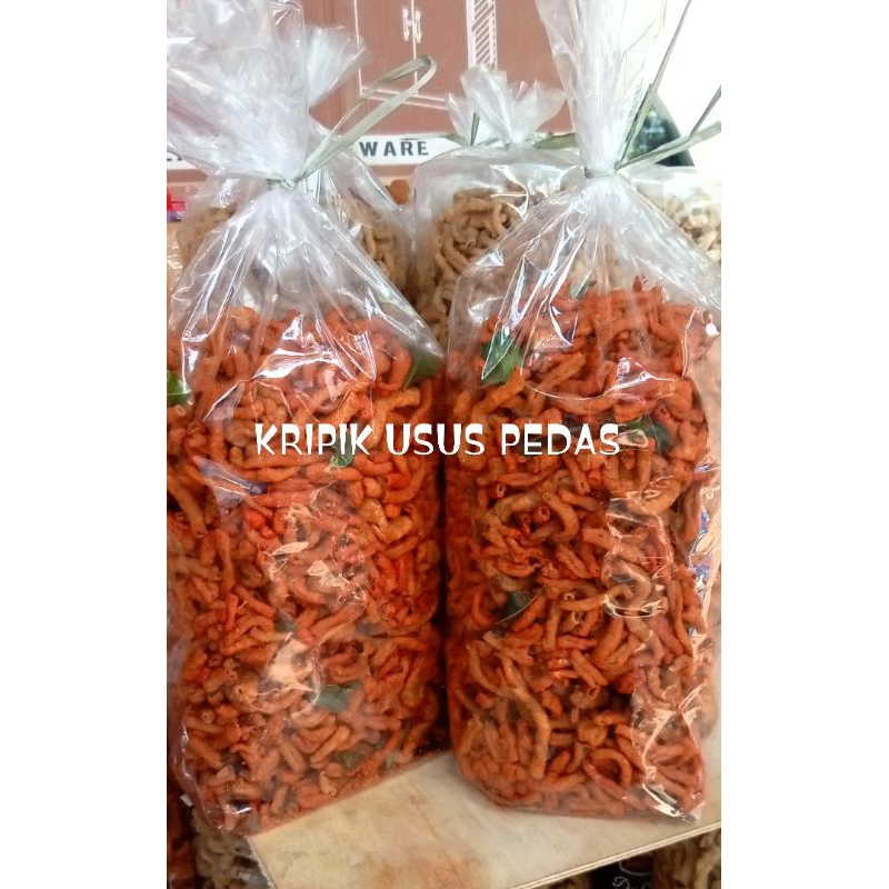 

kripik usus pedas