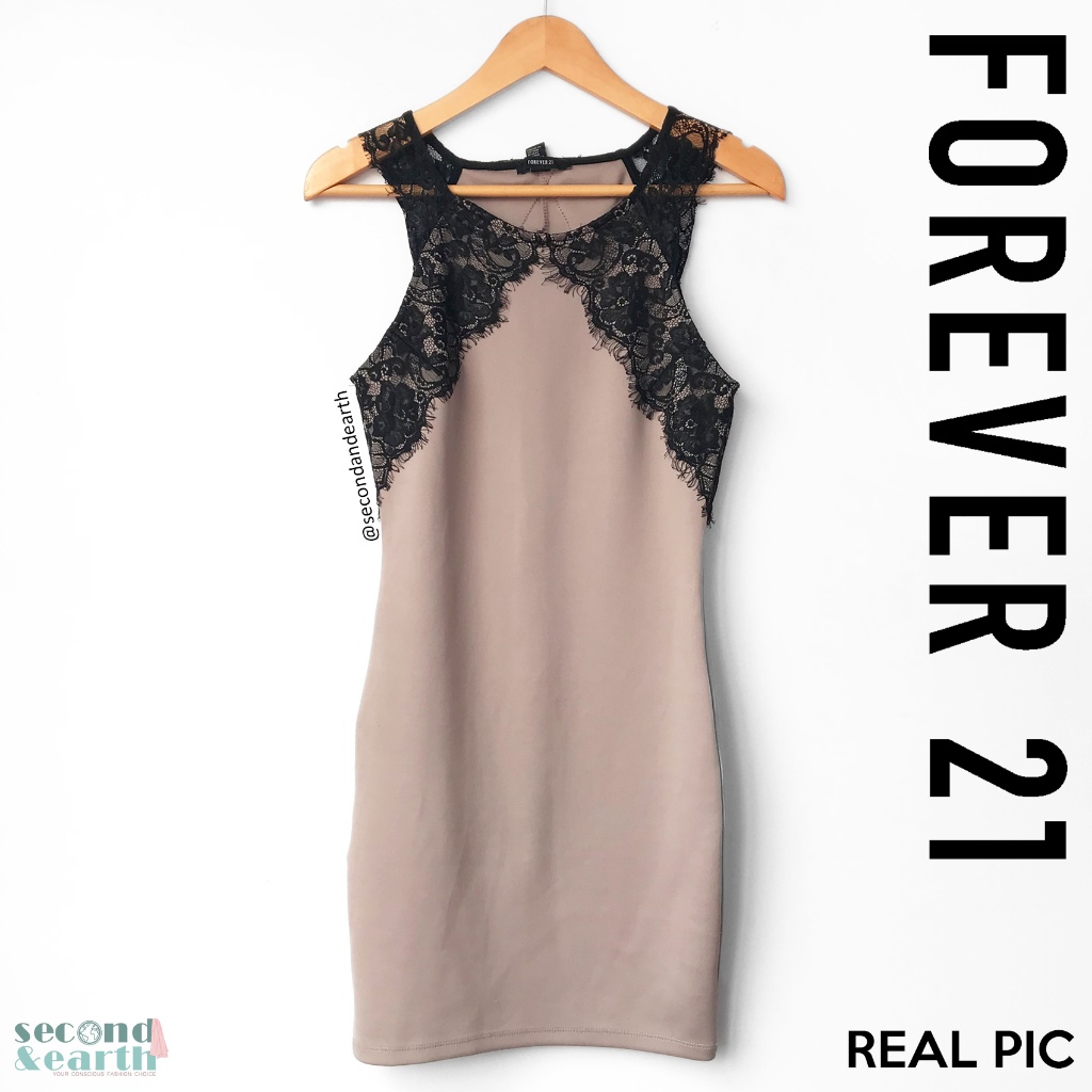 Forever21 Bodycon Dress (XXS-S) Terusan Tanpa Lengan Fitted Scuba Tebal Brokat Abu Hitam Polos Sleev