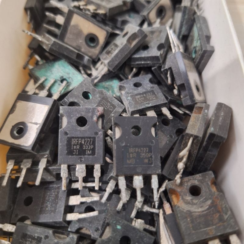 MOSFET IRFP4227 IRFP 4227 IRF4227