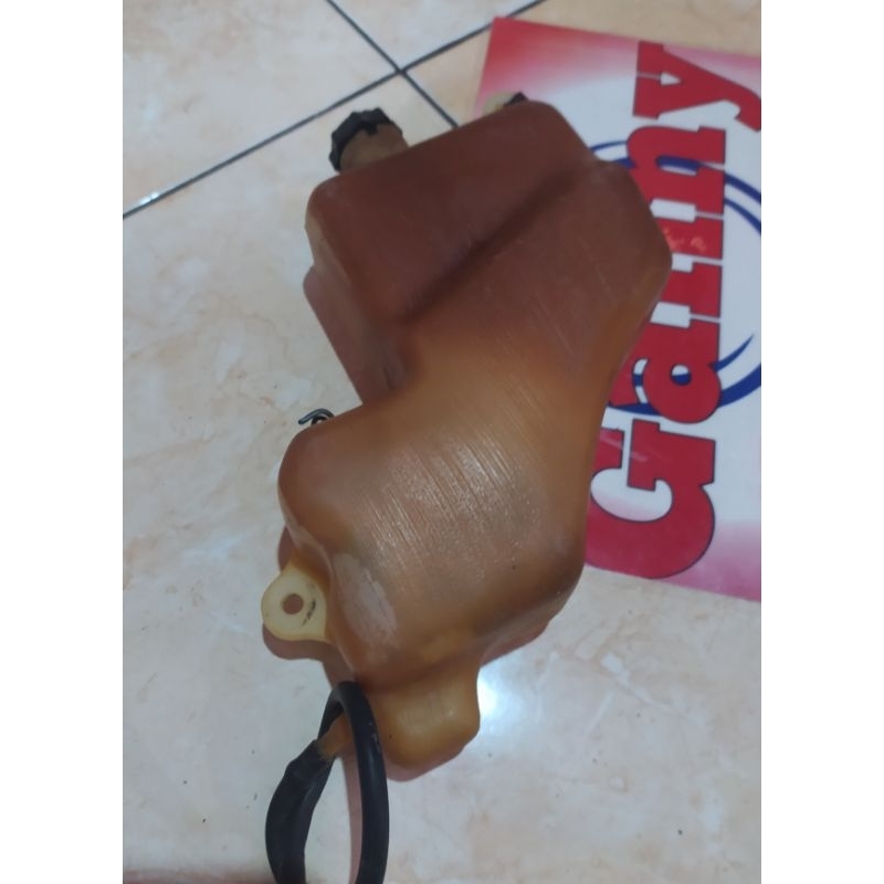 BOTOL OLI SAMPING SUZUKI CRYSTAL ORIGINAL BEKAS