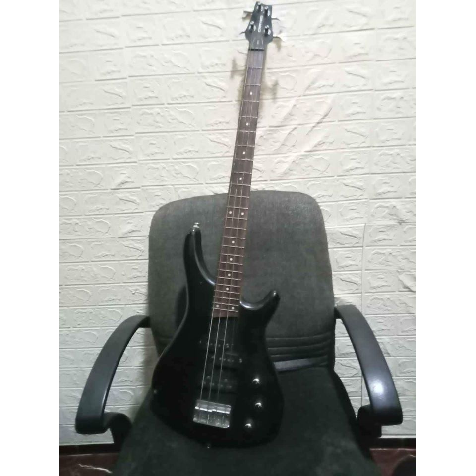 Gitar Bass Second Surabaya Barat