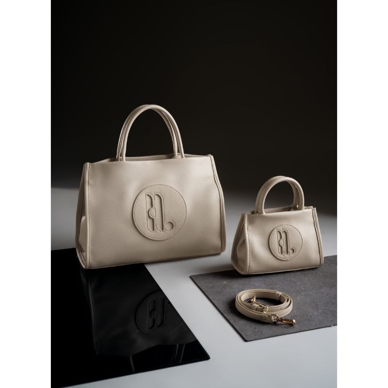 GUMI TOTEBAG BY HEYLOCAL.ID