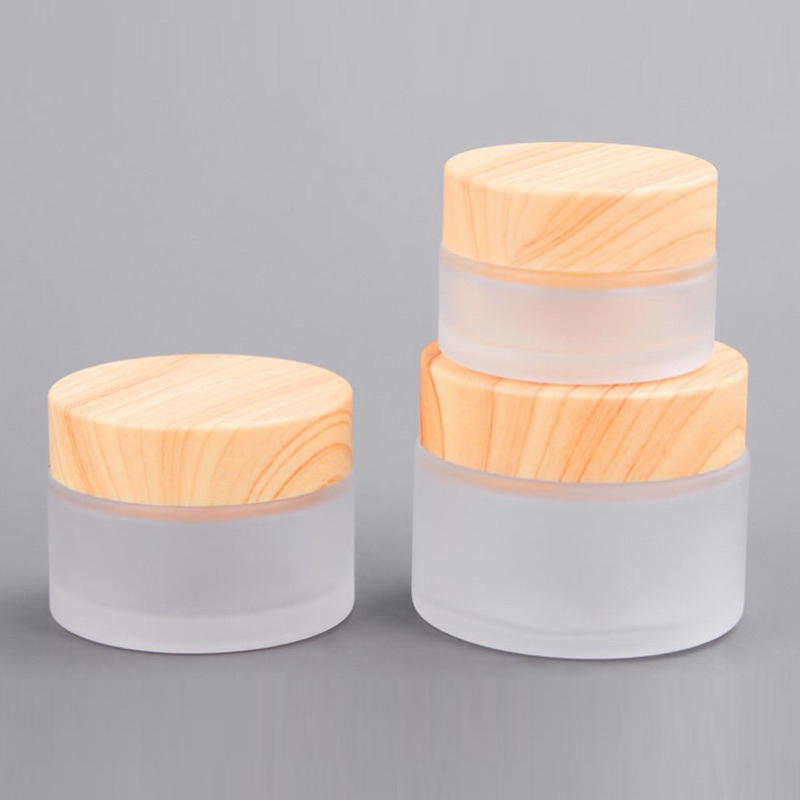 Jar Kaca Frosted Tutup Motif kayu volume 15gr, 30gr, 50gr Import